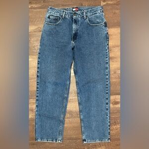 Tommy Hilfiger vintage medium wash denim blue jeans sz 33/30 relaxed fit